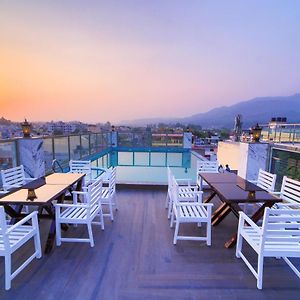 Hotel Holy Vivasa